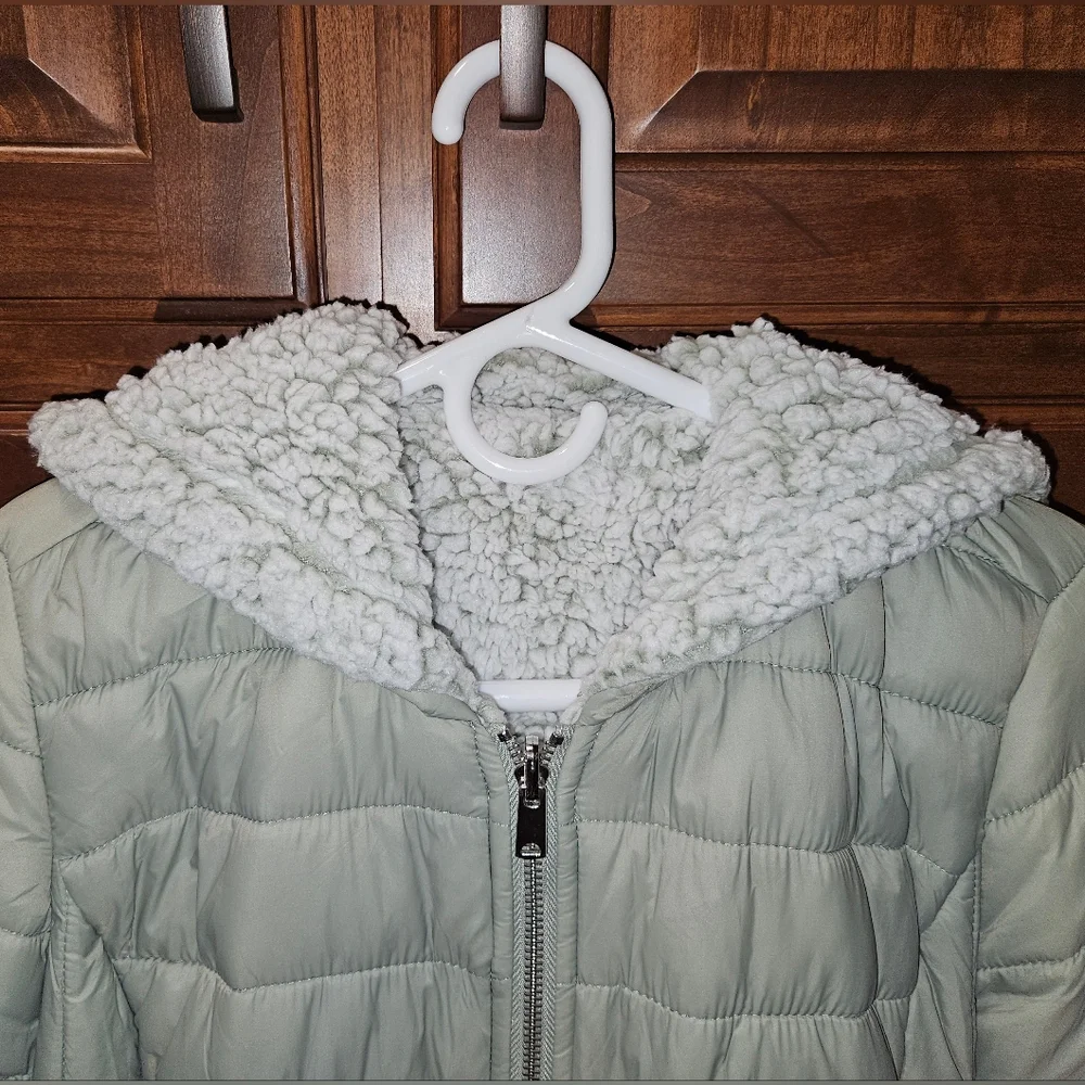 Love Tree Reversible Sherpa-Lined Quilted Jacket – Size Small - Picture 8 of 9